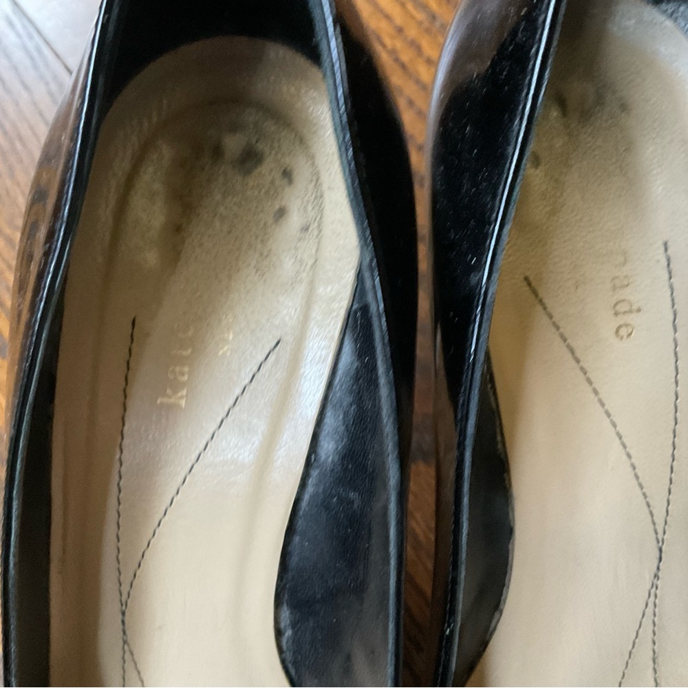 Kate Spade Classic Black Patent Women’s Pumps - Picture 2 of 11